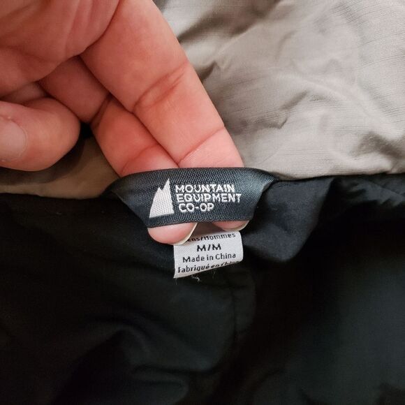 Mountain Equipment Coop hooded winter coat - Picture 14 of 16